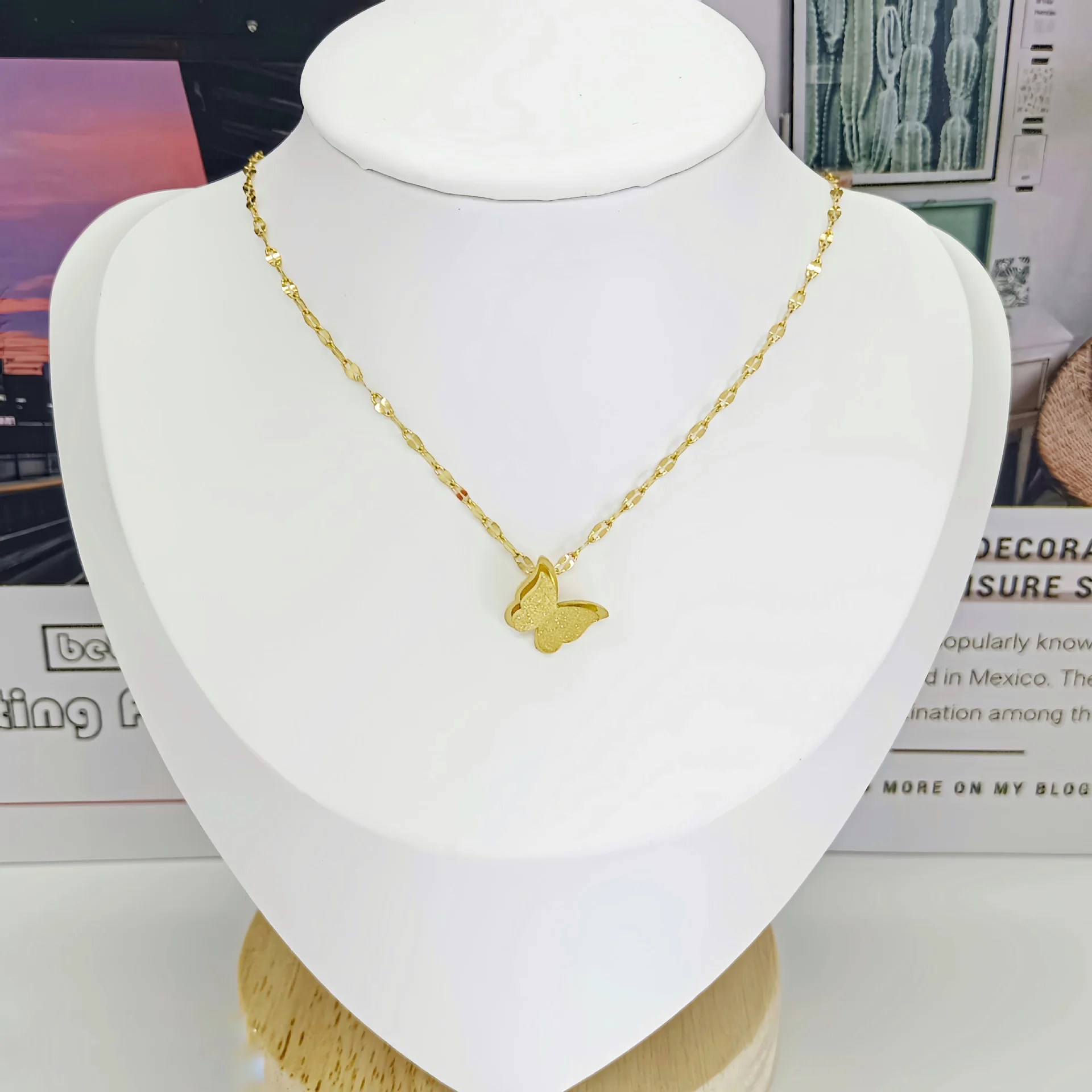 Stainless Steel Pendant Necklace - Image 3